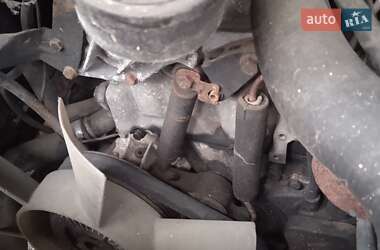 Грузовой фургон Mercedes-Benz T1 1991 в 