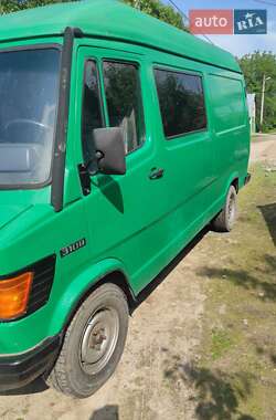 Грузовой фургон Mercedes-Benz T1 1994 в 