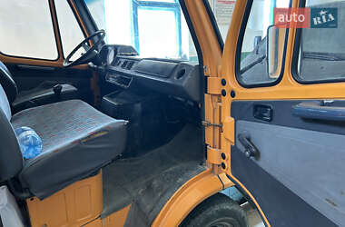 Грузопассажирский фургон Mercedes-Benz T1 1992 в 
