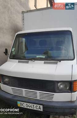 Вантажний фургон Mercedes-Benz T1 1995 в Львові