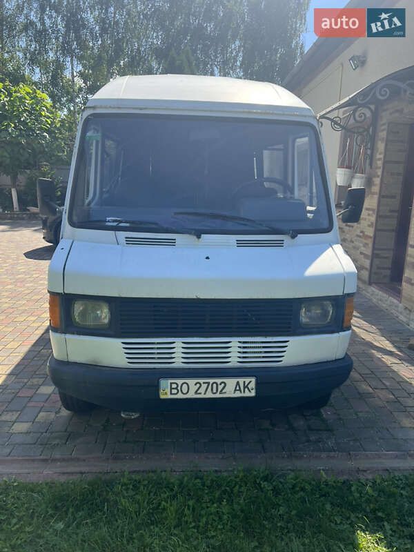 Микроавтобус Mercedes-Benz T1 1994 в Тернополе