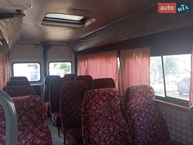 Микроавтобус Mercedes-Benz T1 1988 в Ровно