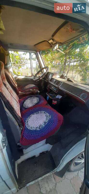 Мікроавтобус Mercedes-Benz T1 1992 в Одесі фото 8 Мікроавтобус Mercedes-Benz T1 1992 в Одесі