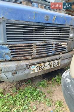 Другие автобусы Mercedes-Benz T1 1979 в Жашкове