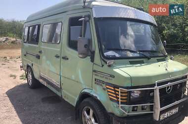 Грузопассажирский фургон Mercedes-Benz T1 1995 в Каменском