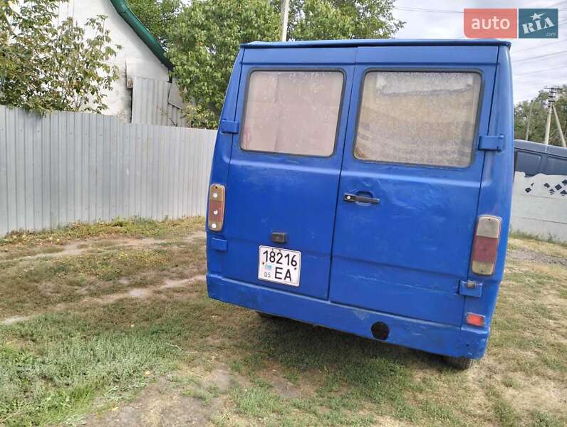 Другие автобусы Mercedes-Benz T1 1979 в Жашкове