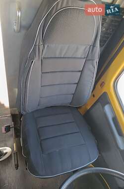 Вантажний фургон Mercedes-Benz T1 1995 в  фото 11 Вантажний фургон Mercedes-Benz T1 1995 в