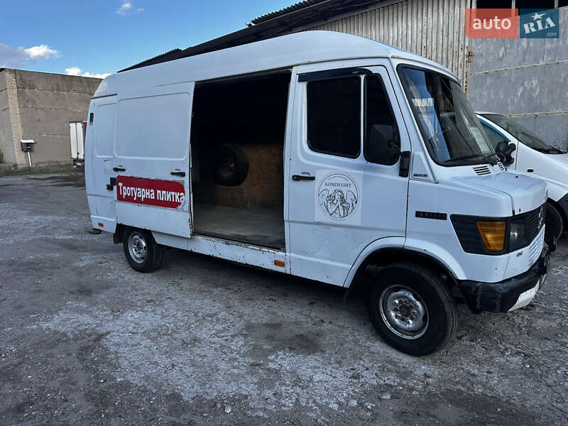 Грузовой фургон Mercedes-Benz T1 1994 в Запорожье