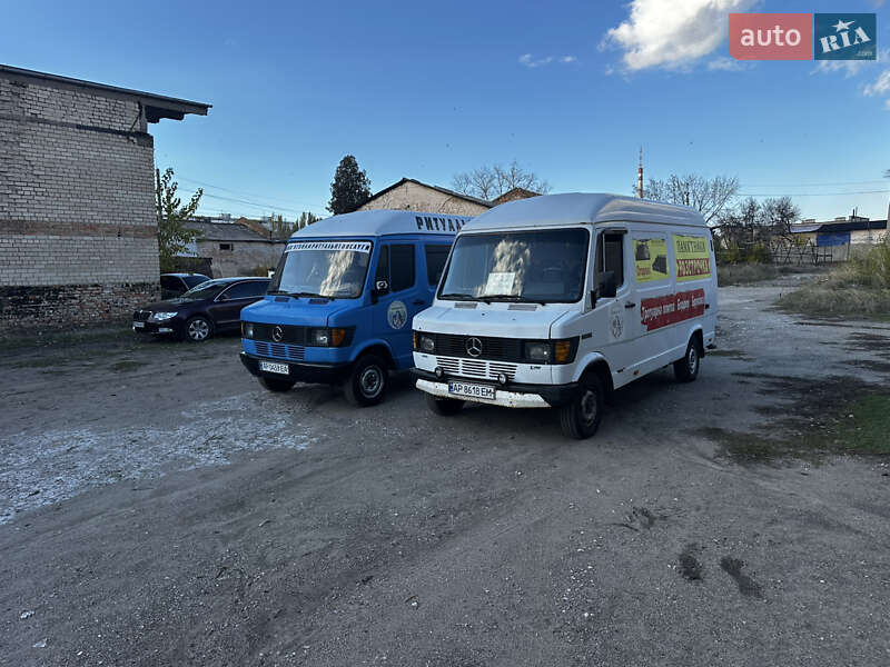 Грузовой фургон Mercedes-Benz T1 1994 в Запорожье