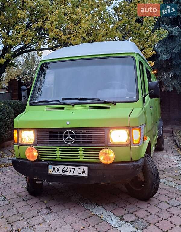 Mercedes-Benz T1 1993
