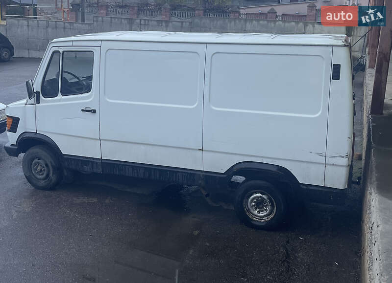 Другие грузовики Mercedes-Benz T1 1988 в Ровно