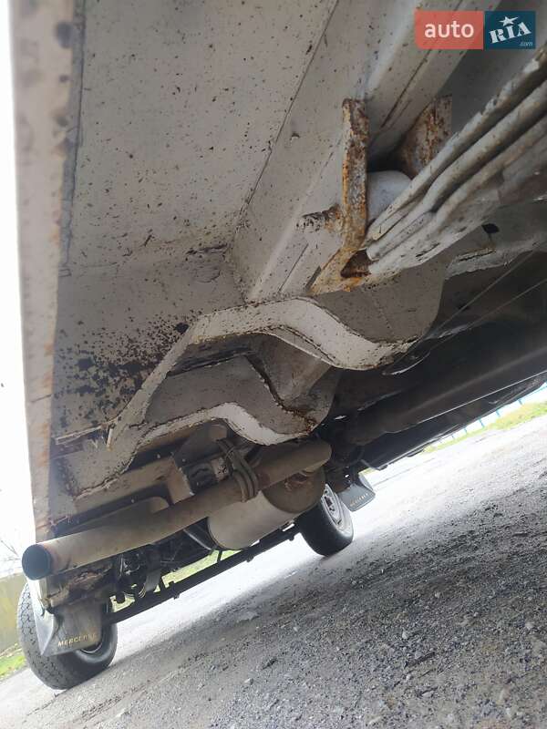 Микроавтобус Mercedes-Benz T1 1993 в Гайсине