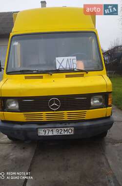 Грузовой фургон Mercedes-Benz T1 1995 в Черновцах