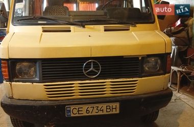 Вантажопасажирський фургон Mercedes-Benz T1 1989 в Сокирянах