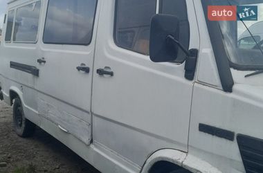 Мікроавтобус Mercedes-Benz T1 1995 в Луцьку