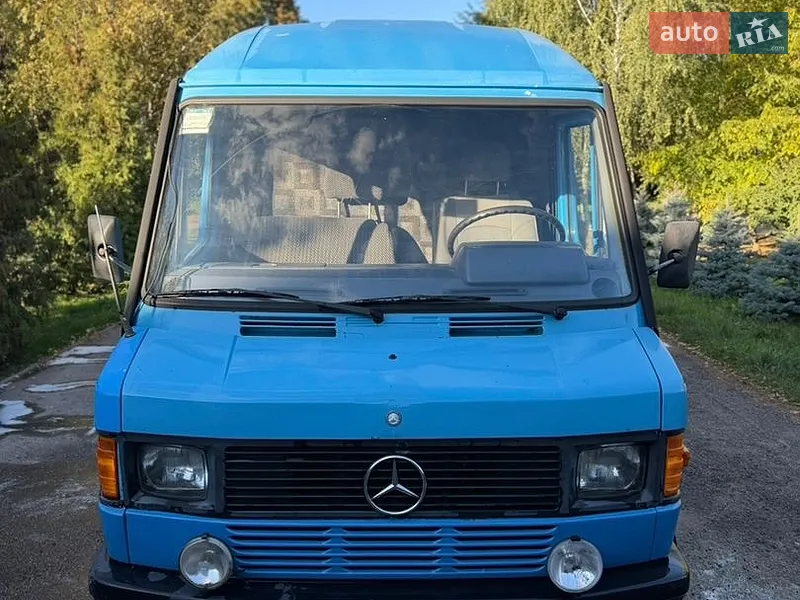 Mercedes-Benz T1 1993