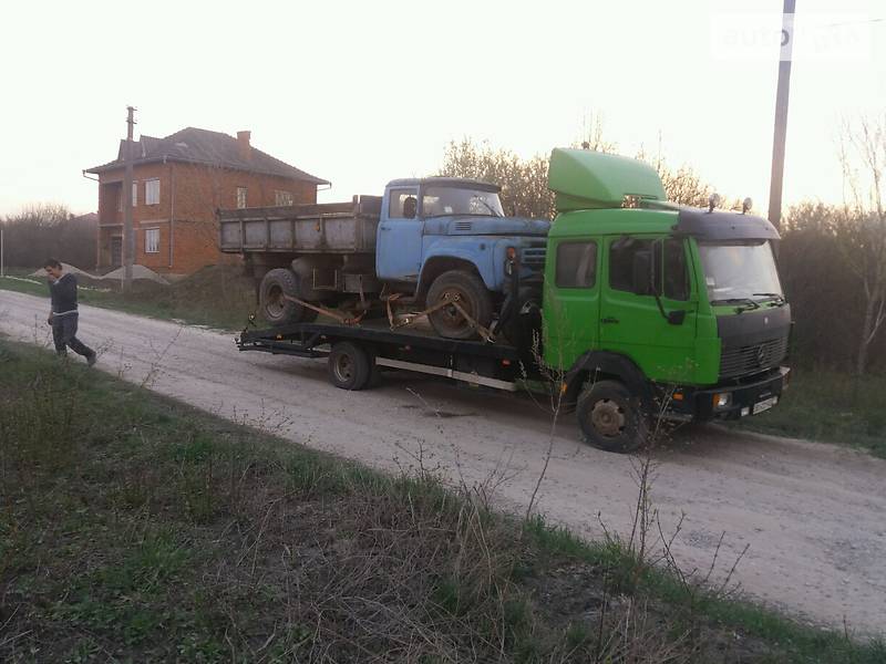 Эвакуатор Mercedes-Benz T2 1994 в Тернополе