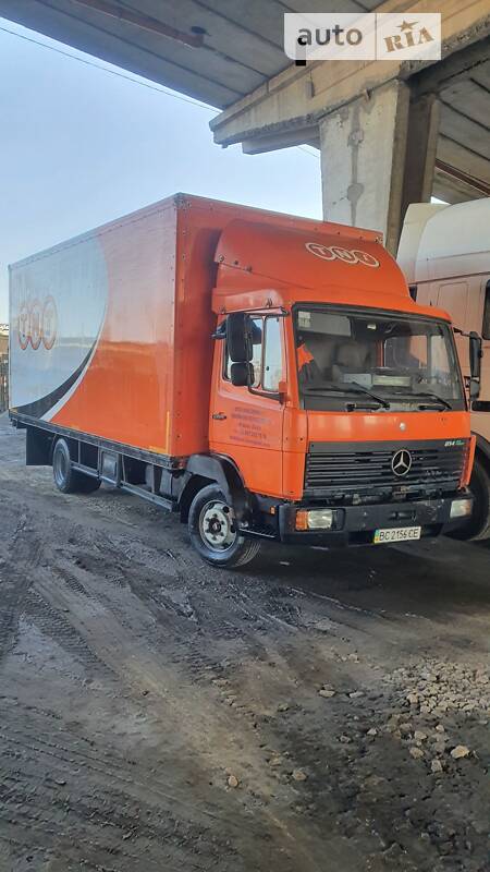 Грузовой фургон Mercedes-Benz T2 1998 в Львове