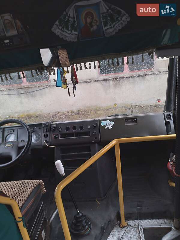 Приміський автобус Mercedes-Benz T2 1996 в Івано-Франківську