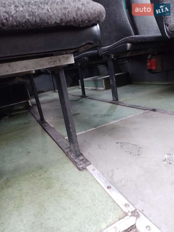 Приміський автобус Mercedes-Benz T2 1996 в Івано-Франківську