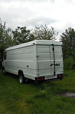 Вантажний фургон Mercedes-Benz T2 1994 в 