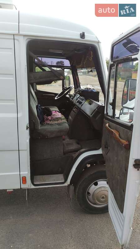 Микроавтобус Mercedes-Benz T2 1995 в Киеве
