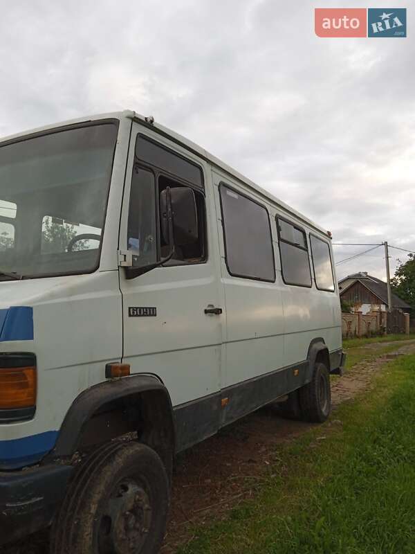 Городской автобус Mercedes-Benz T2 1996 в Надворной