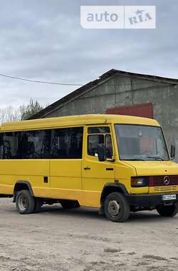 Міський автобус Mercedes-Benz T2 1992 в Золочеві