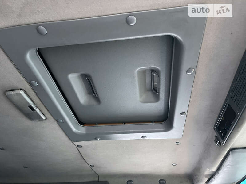 Евакуатор Mercedes-Benz T2 1998 в Рівному фото 13 Евакуатор Mercedes-Benz T2 1998 в Рівному