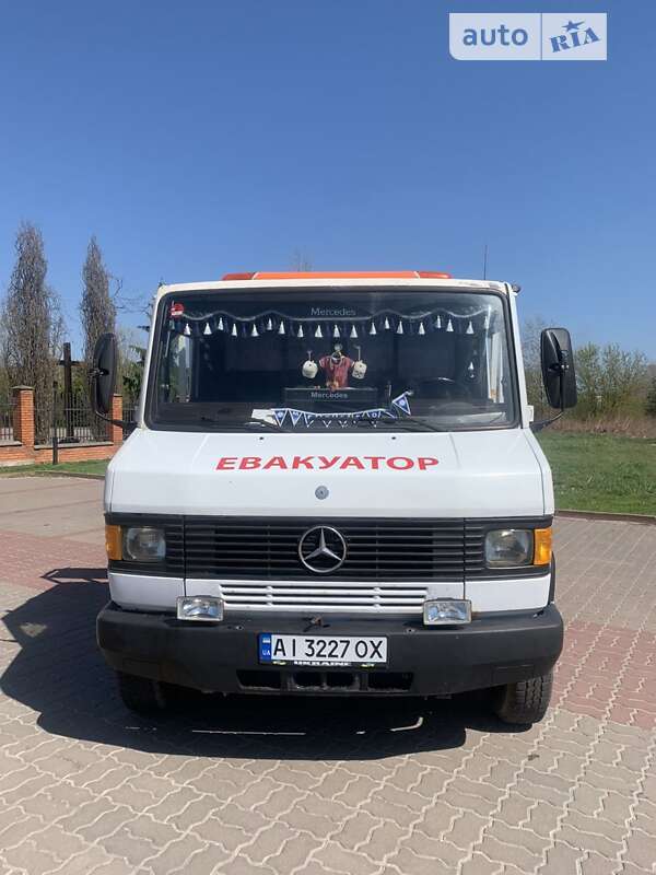 Mercedes-Benz T2 1992