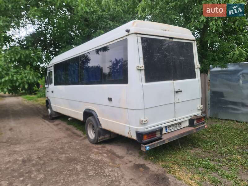 Мікроавтобус Mercedes-Benz T2 1996 в 