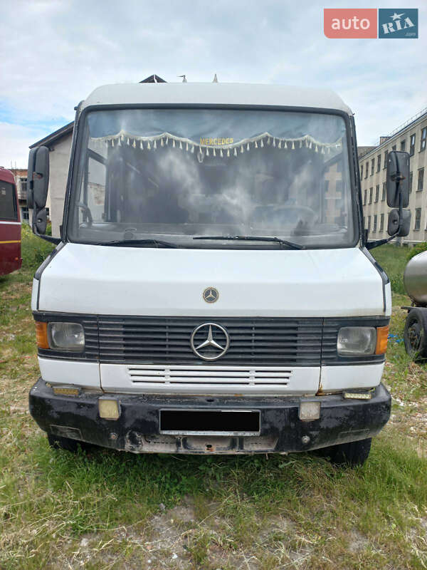 Городской автобус Mercedes-Benz T2 1996 в Бучаче