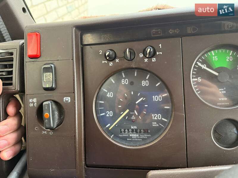 Грузовой фургон Mercedes-Benz T2 1988 в Краснопавловке