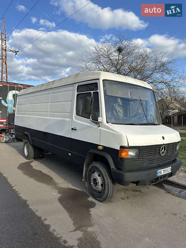 Mercedes-Benz T2 1988