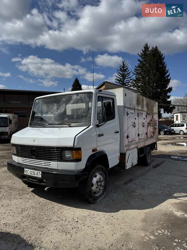 Mercedes-Benz T2 1992
