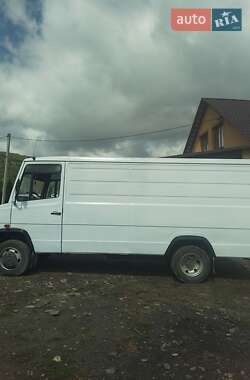 Грузовой фургон Mercedes-Benz T2 1996 в Львове