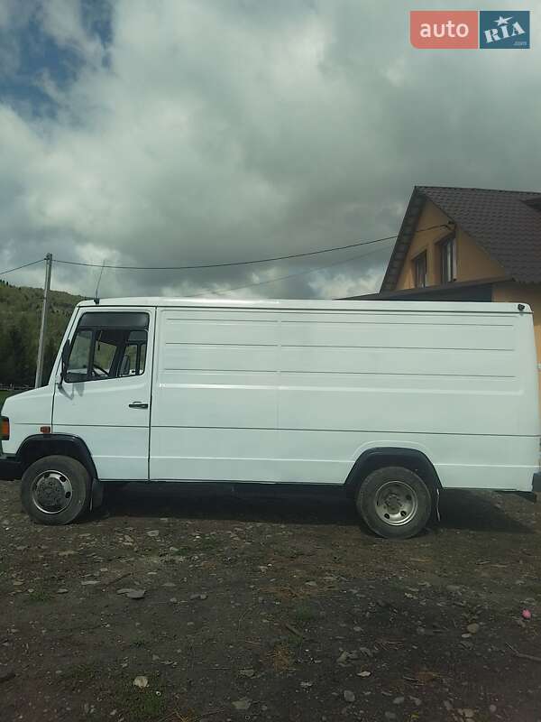 Mercedes-Benz T2 1996