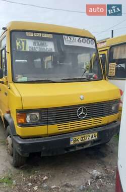 Міський автобус Mercedes-Benz T2 1995 в Рівному