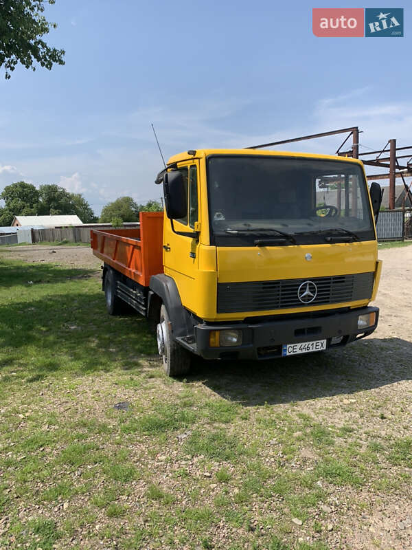 Самосвал Mercedes-Benz T2 1995 в Черновцах
