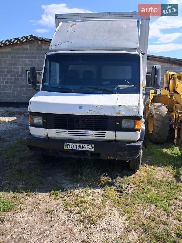 Mercedes-Benz T2 1993