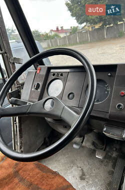 Грузовой фургон Mercedes-Benz T2 1992 в 