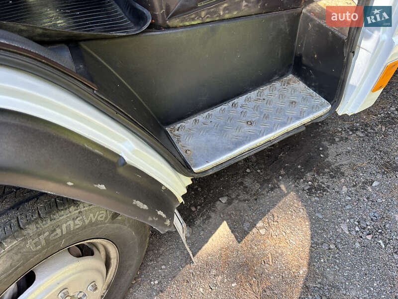 Грузовой фургон Mercedes-Benz T2 1989 в Киеве фото 11 Грузовой фургон Mercedes-Benz T2 1989 в Киеве