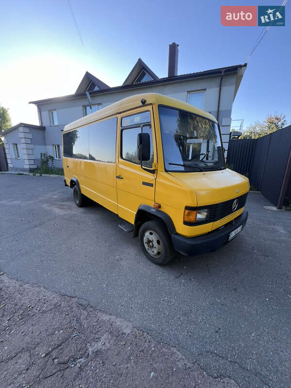 Mercedes-Benz T2 1996