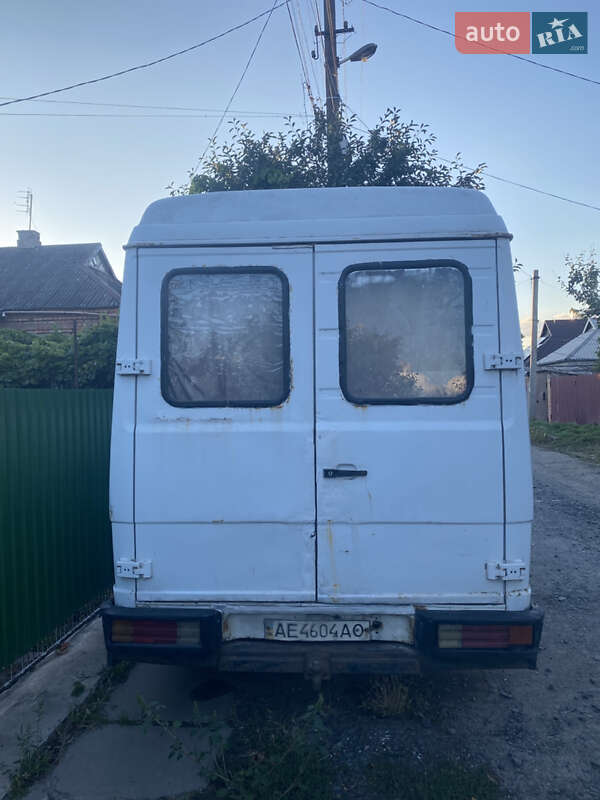 Міський автобус Mercedes-Benz T2 1996 в Кривому Розі