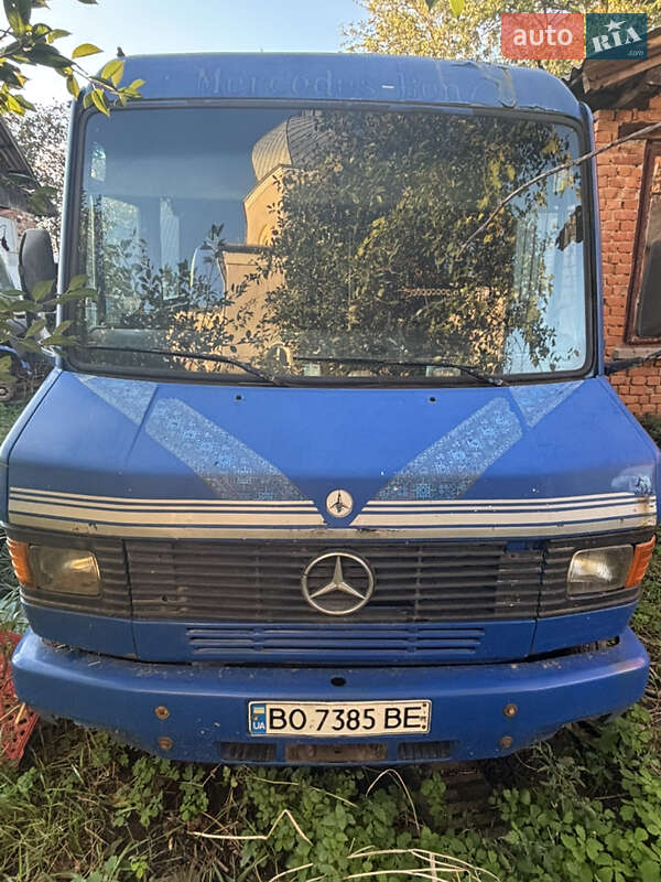 Mercedes-Benz T2 1995
