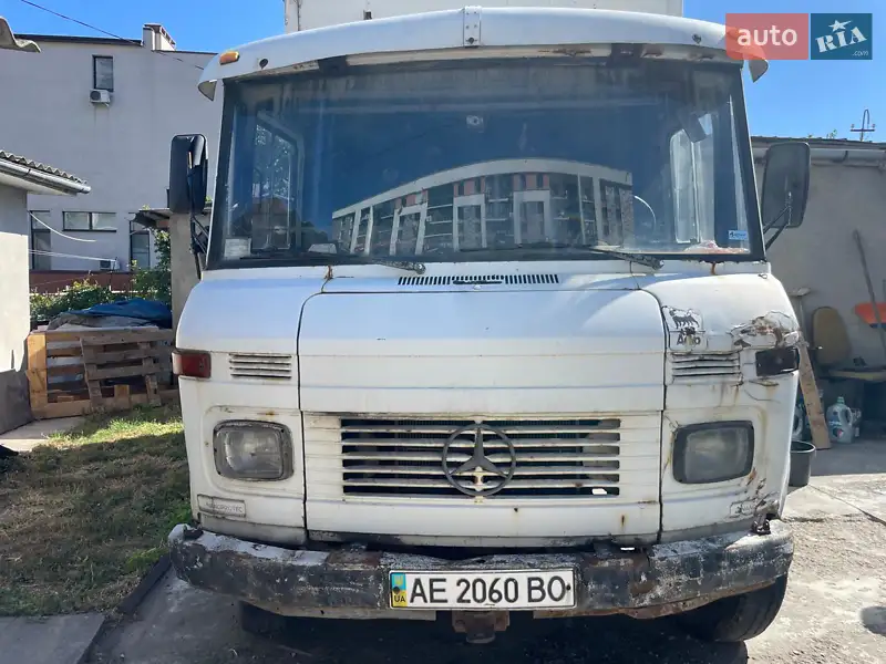 Mercedes-Benz T2 1980