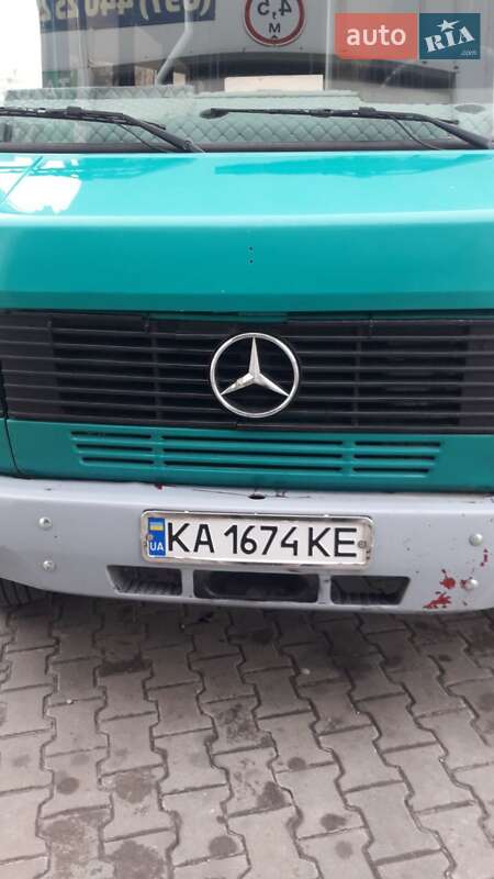 Приміський автобус Mercedes-Benz T2 1996 в Києві
