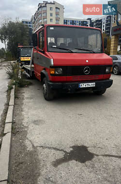 Эвакуатор Mercedes-Benz T2 1994 в Ивано-Франковске