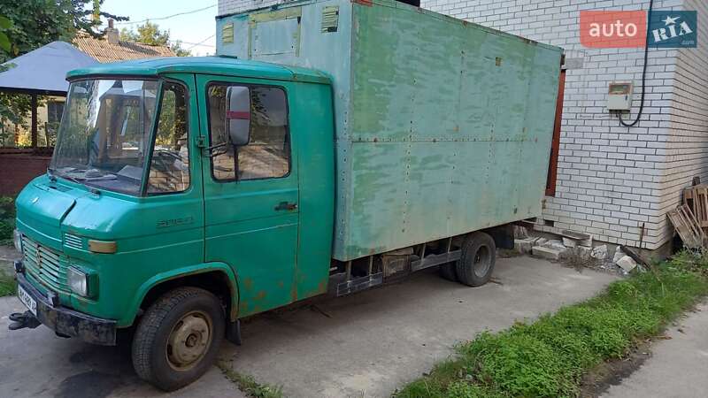 Вантажний фургон Mercedes-Benz T2 1980 в Житомирі