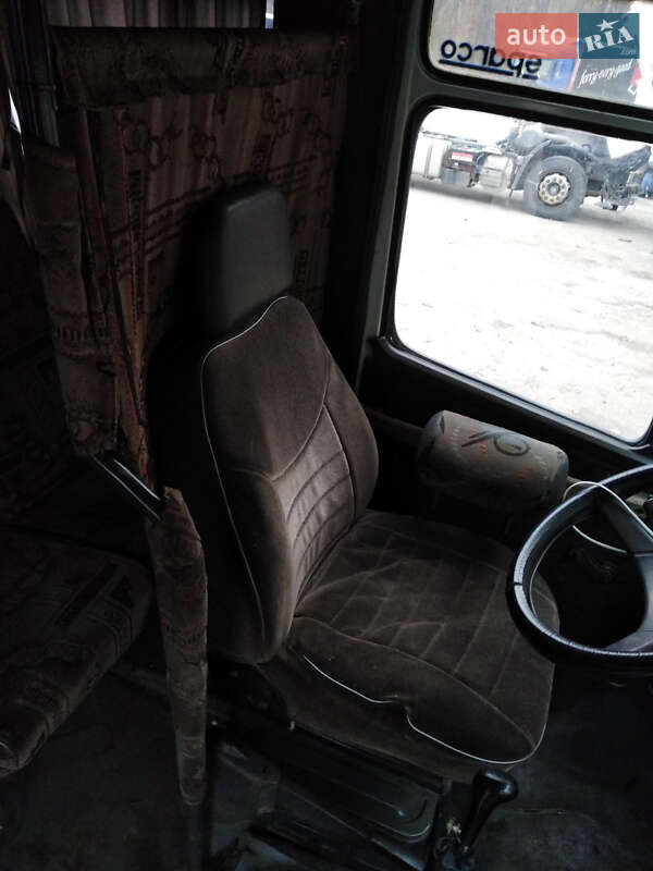 Пригородный автобус Mercedes-Benz T2 1988 в Валках фото 4 Пригородный автобус Mercedes-Benz T2 1988 в Валках